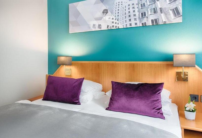 Трехместный Номер Комфорт, Leonardo Hotel Düsseldorf City Center