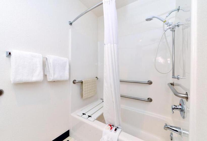 Номер Стандарт Кровать Кинг Адаптированный для Инвалидов, Ruby Sandpoint