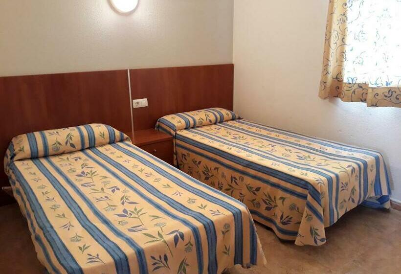 带3个卧室的公寓, Apartamentos Marcomar 3000
