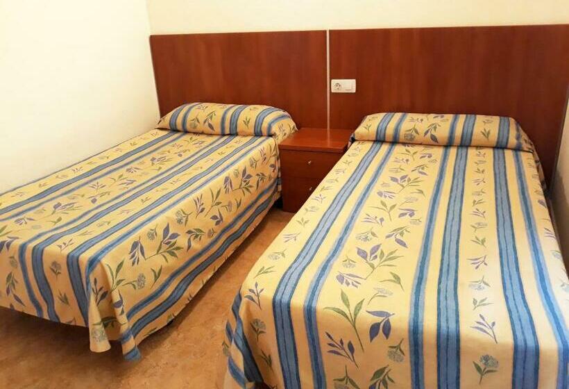 Апартаменты 1 Спальня, Apartamentos Marcomar 3000