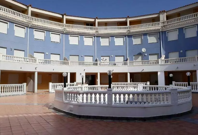 آپارتمان 3 خوابه, Apartamentos Marcomar 3000