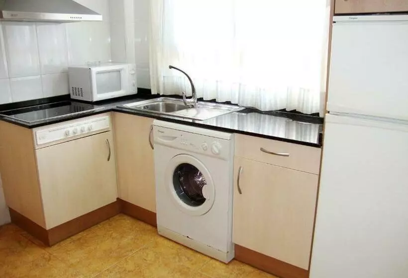 آپارتمان 3 خوابه, Apartamentos Marcomar 3000