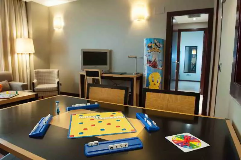 آپارتمان 3 خوابه, Apartamentos Marcomar 3000