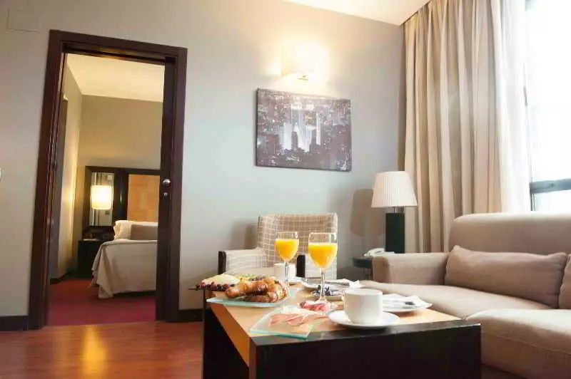 آپارتمان 3 خوابه, Apartamentos Marcomar 3000