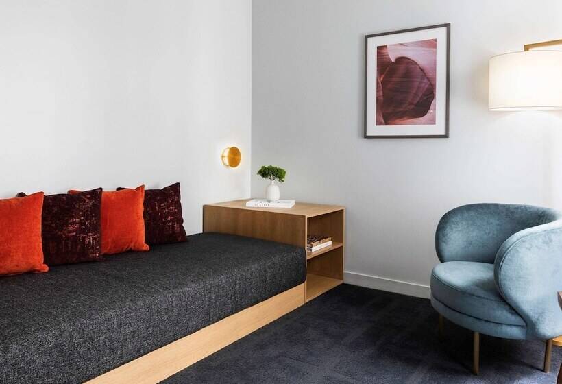 סוויטה דלוקס, 21c Museum Hotel Chicago