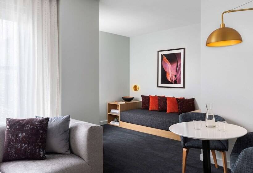 סוויטה דלוקס, 21c Museum Hotel Chicago