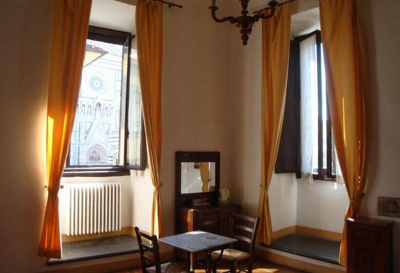 スタンダードトリプルルームの外観-バスルーム, Albergo San Giovanni