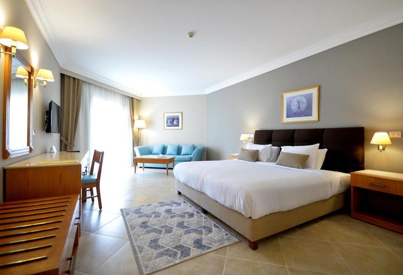 プールの見えるデラックスルーム, Aurora Oriental Resort Sharm El Sheikh