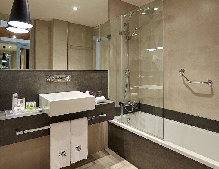 Полулюкс, Barcelona Catedral