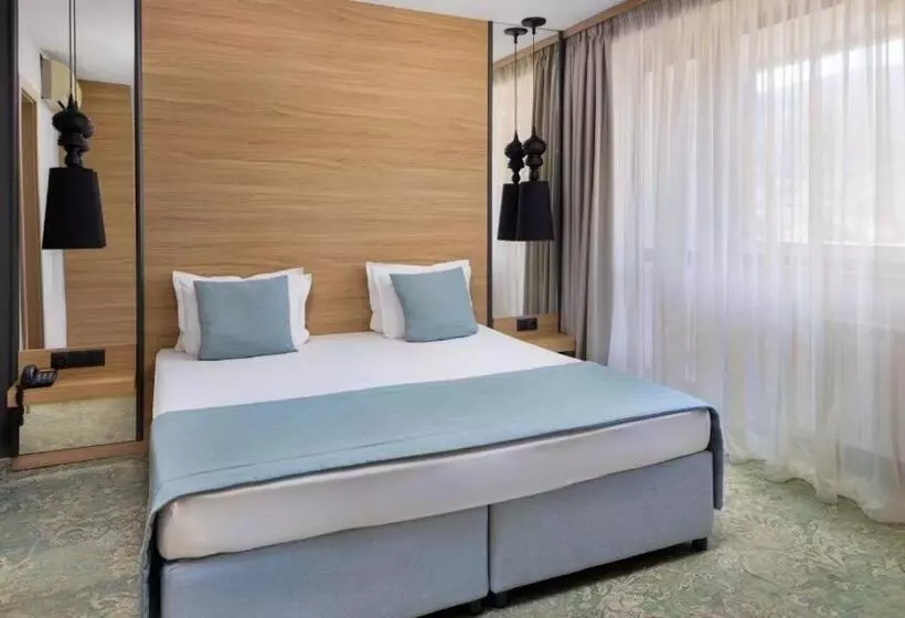 Suite avec Balcon, Devin Spa