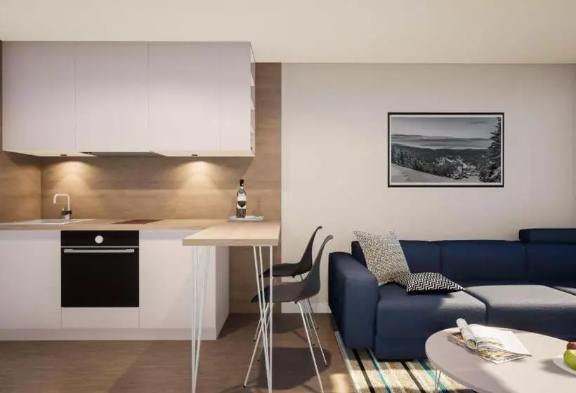 スイート, Festa Chamkoria Apartments
