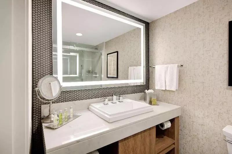 キングサイズベッドのスタンダードルーム, Highline Vail  A Doubletree By Hilton