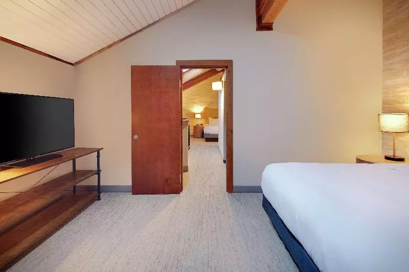 スイート, Highline Vail  A Doubletree By Hilton
