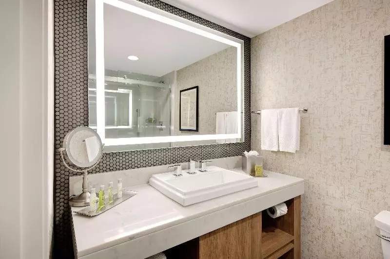 バルコニー付きスタンダードルーム, Highline Vail  A Doubletree By Hilton
