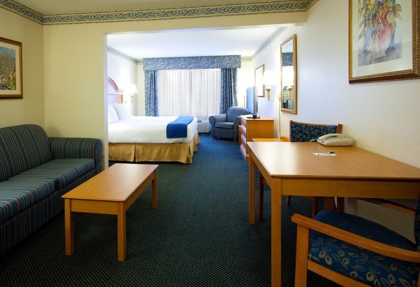 جناح, Holiday Inn Express Hotel & Suites Jacksonville Blount Island, An Ihg