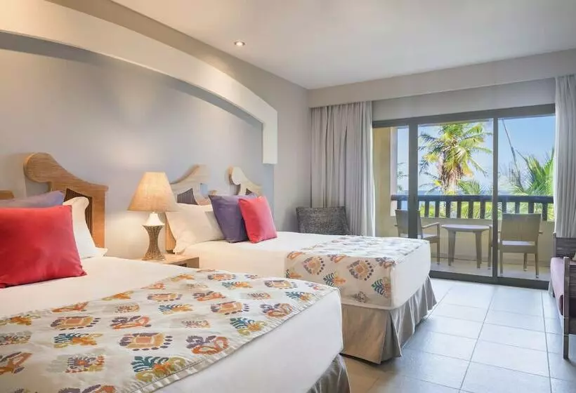 اتاق استاندارد با چشم‌انداز دریا, Iberostar Waves Bahia - All Inclusive
