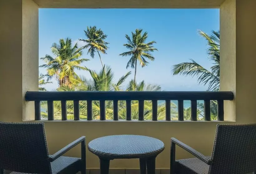 سوییت جونیور با چشم‌انداز دریا, Iberostar Waves Bahia - All Inclusive