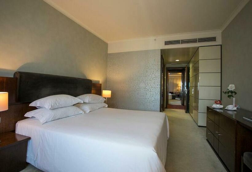 اتاق استاندارد, Olissippo Oriente