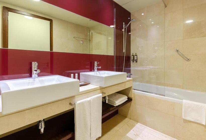 سوییت جونیور, Olissippo Oriente