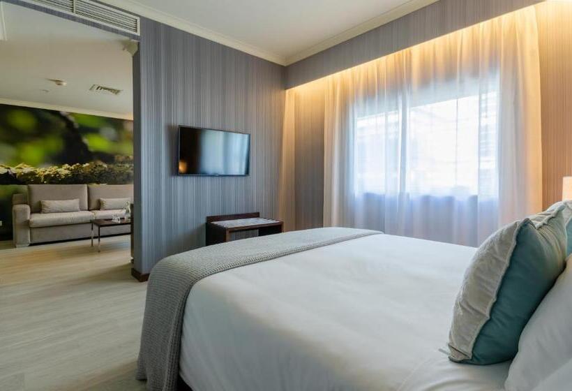 سوییت جونیور, Olissippo Oriente