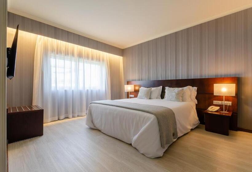 سوییت جونیور, Olissippo Oriente