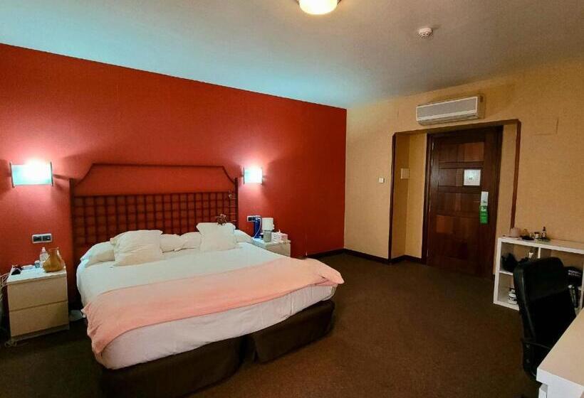 اتاق سوپریور, Palacio San Facundo