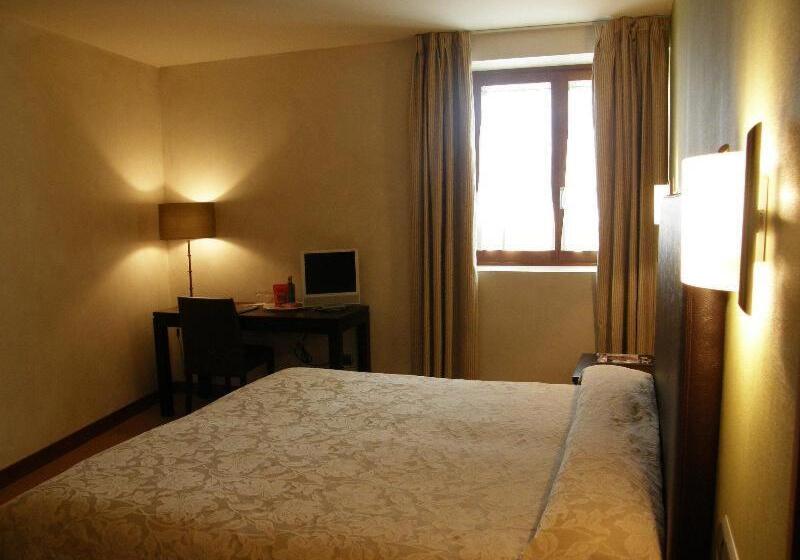 اتاق استاندارد, Palacio San Facundo