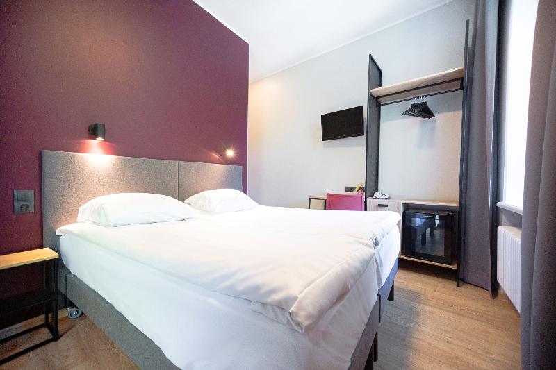 اتاق راحتی, Rija Old Town