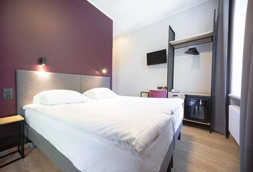 اتاق راحتی, Rija Old Town