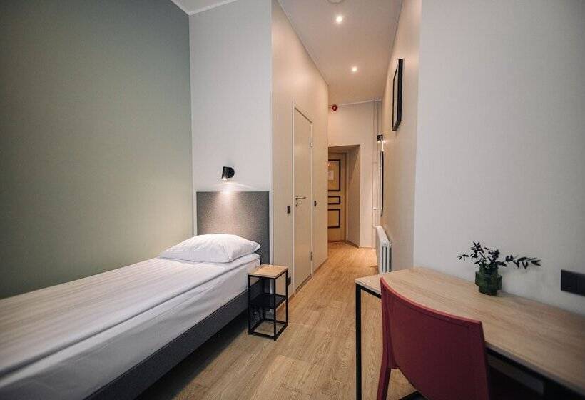 اتاق استاندارد یک نفره, Rija Old Town