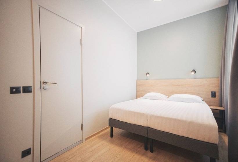 اتاق عادی, Rija Old Town