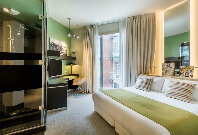 اتاق استاندارد, Room Mate Alicia