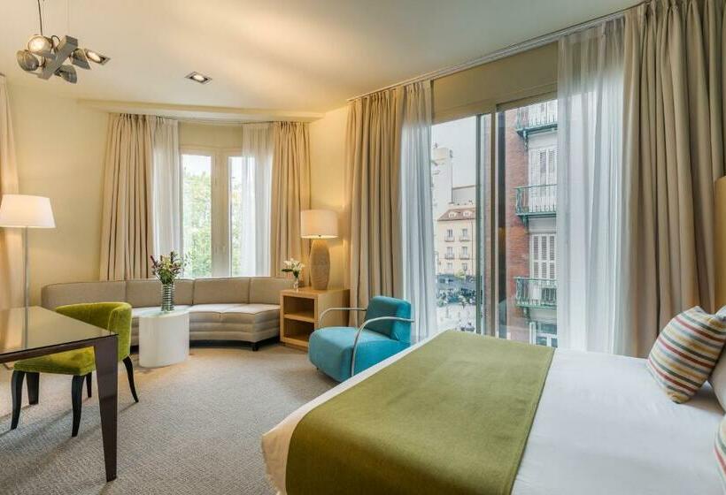 سوییت جونیور, Room Mate Alicia