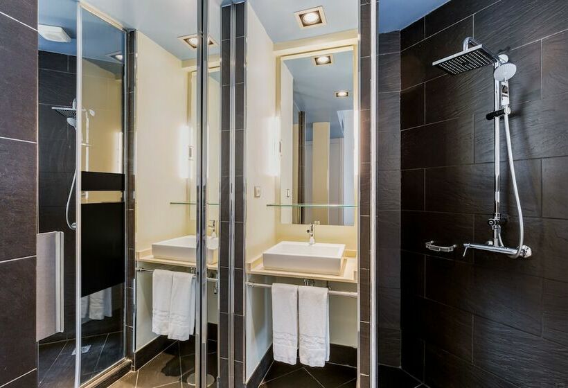 اتاق استاندارد, Room Mate Alicia