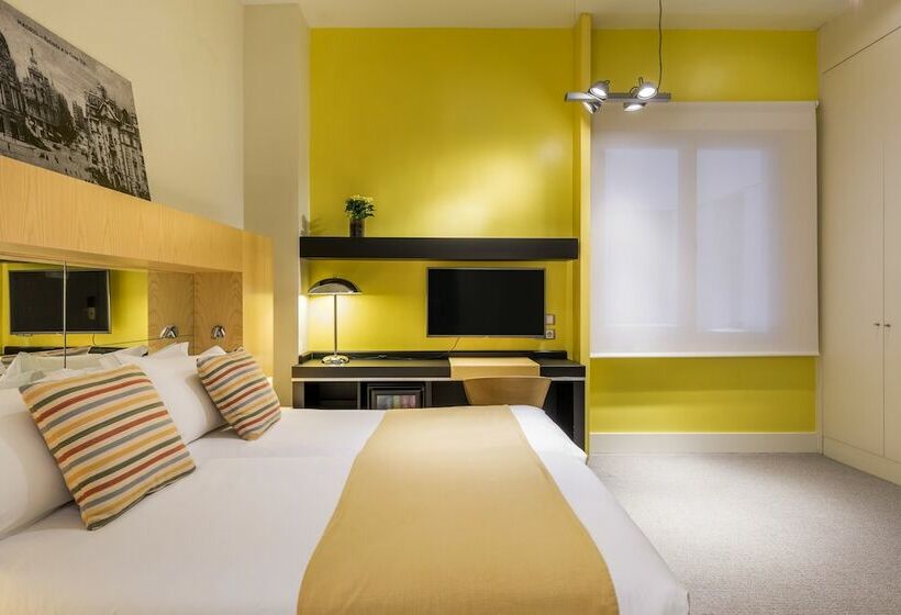 اتاق استاندارد, Room Mate Alicia