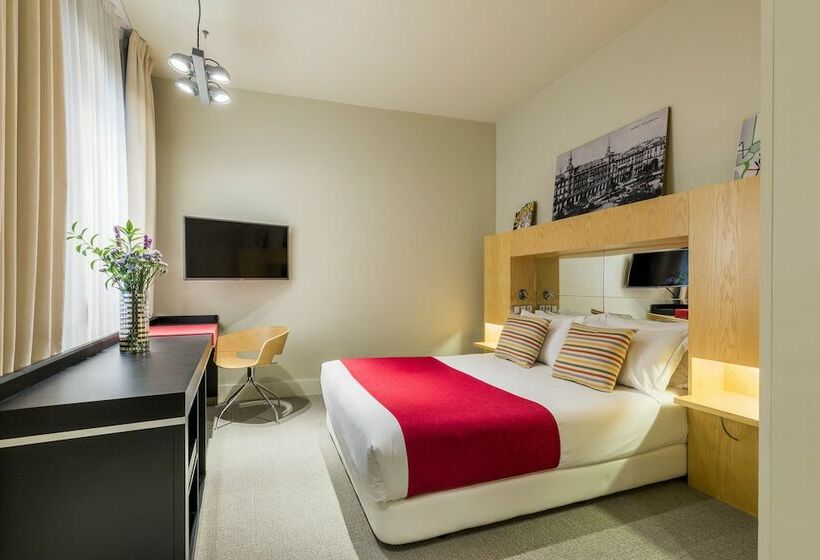 اتاق استاندارد, Room Mate Alicia