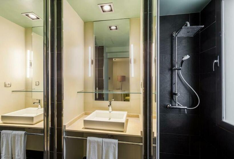 اتاق عادی, Room Mate Alicia