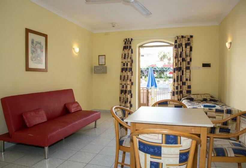 آپارتمان 1 خوابه, The San Anton