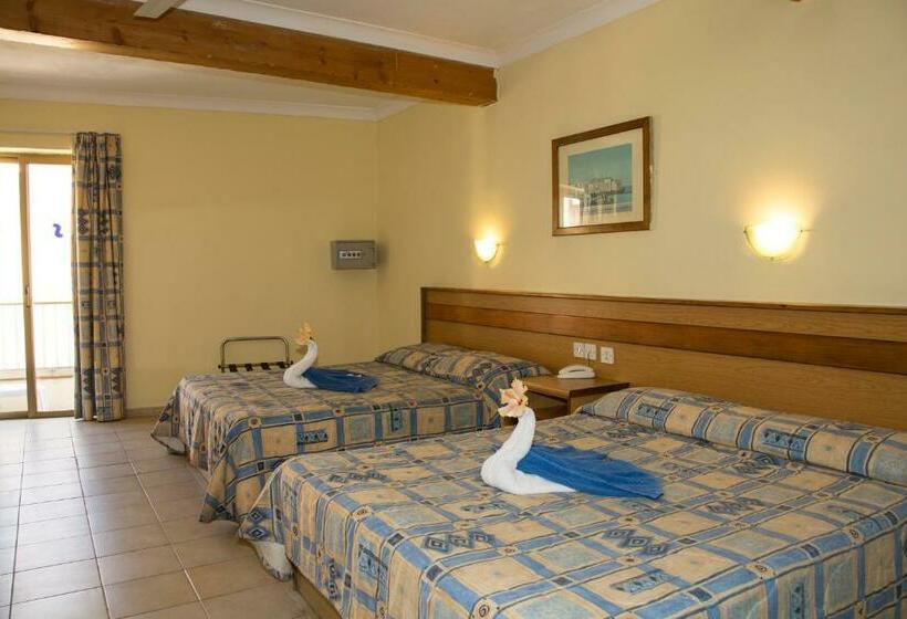 اتاق استاندارد چهار تخته, The San Anton