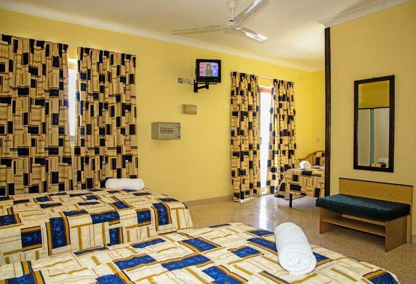 اتاق استاندارد چهار تخته, The San Anton