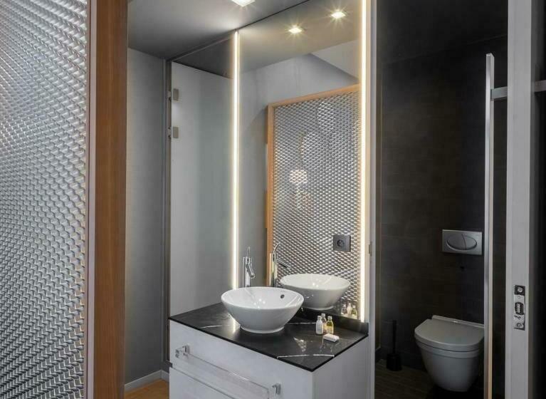 اتاق سوپریور, 987 Design Prague