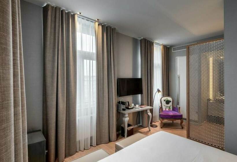 اتاق اجرایی, 987 Design Prague