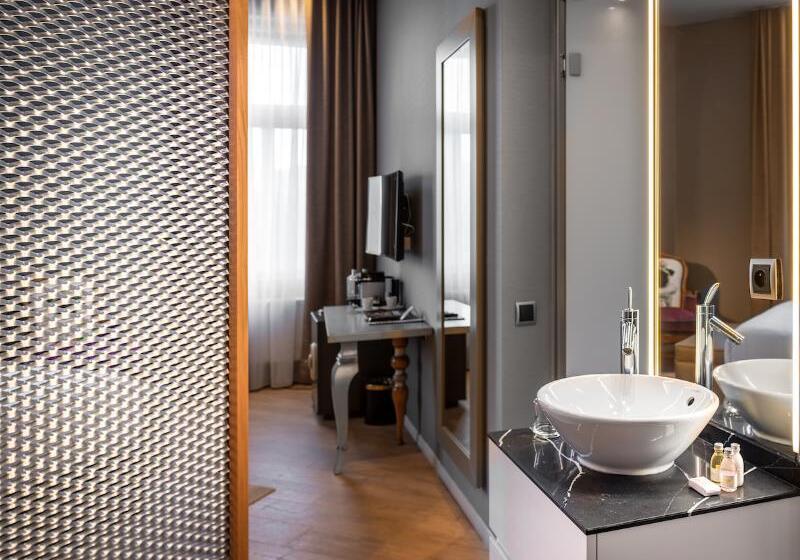 اتاق اجرایی, 987 Design Prague