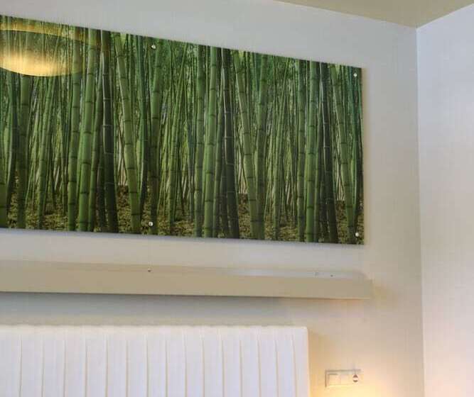 프리미엄 룸, Bourtzi