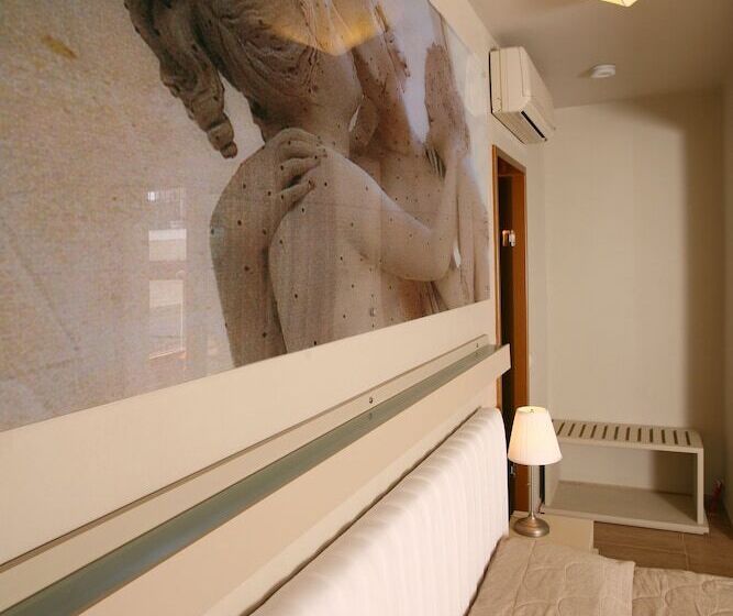 프리미엄 룸, Bourtzi