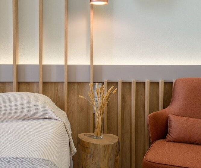 수피리어 룸, Bourtzi