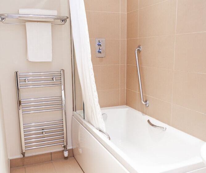 غرفة قياسية فردية, Caladh Inn