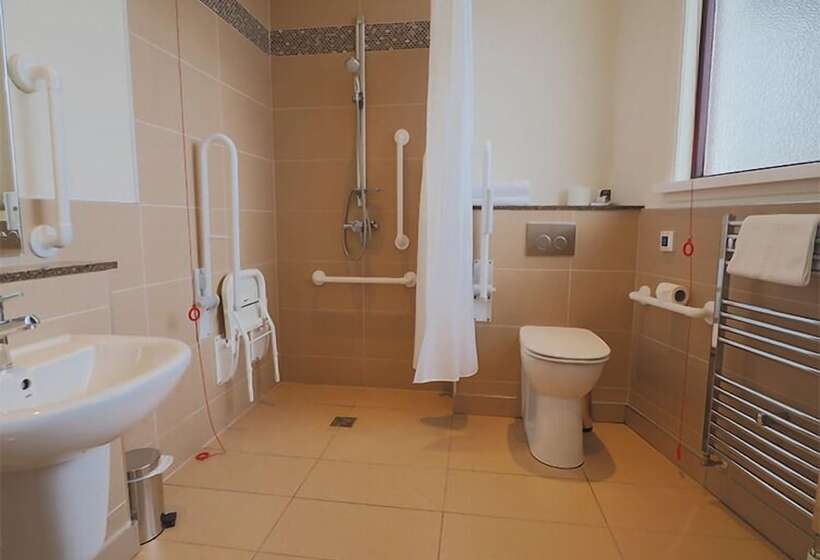 غرفة قياسية لذوى الاحتياجات الخاصة, Caladh Inn