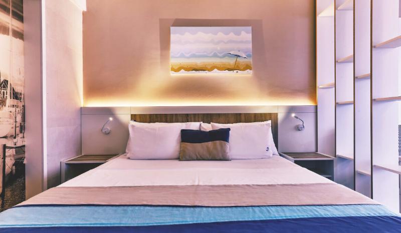 اتاق استاندارد با چشمانداز کوهستان, Carine Hotel Delfin