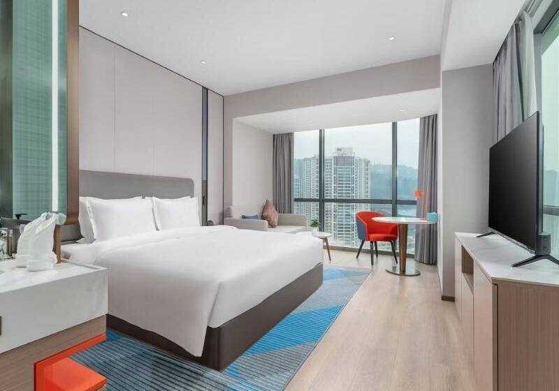 اتاق استاندارد سه نفره, Carine Hotel Delfin